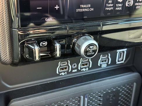 New 2026 RAM 2500 Limited AWD/4WD image 27