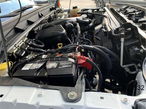 Used 2012 Ford F550 2WD Regular Cab Super Duty w/ PWR Equipment Group image 15