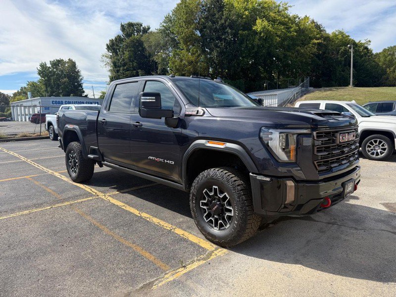 Used 2024 GMC Sierra 2500 AT4X AWD/4WD image 1