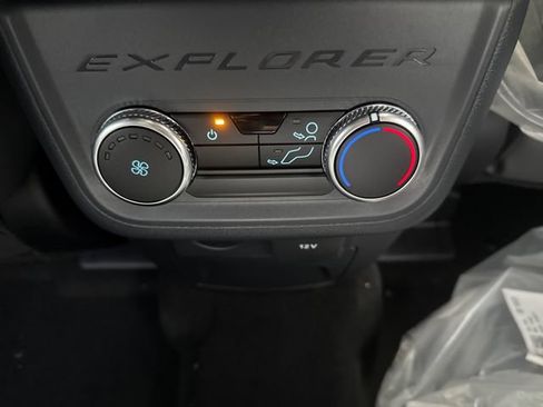 New 2026 Ford Explorer Active w/ Active Comfort Package AWD/4WD image 26