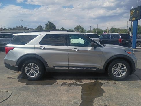 Used 2023 Ford Explorer XLT w/ Equipment Group 202A RWD image 5