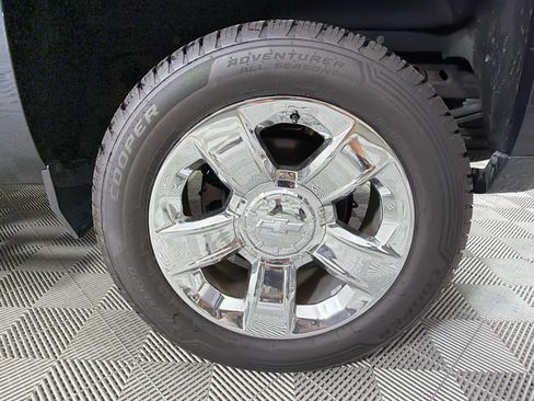 Used 2018 Chevrolet Silverado 1500 LTZ w/ Sport Package RWD image 12