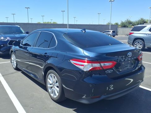Used 2020 Toyota Camry LE w/ Carpet Mat Package image 4
