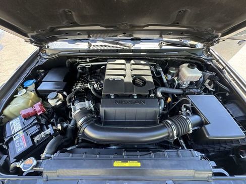 Used 2020 Nissan Frontier PRO-4X w/ Pro-4x Utility Package AWD/4WD image 31