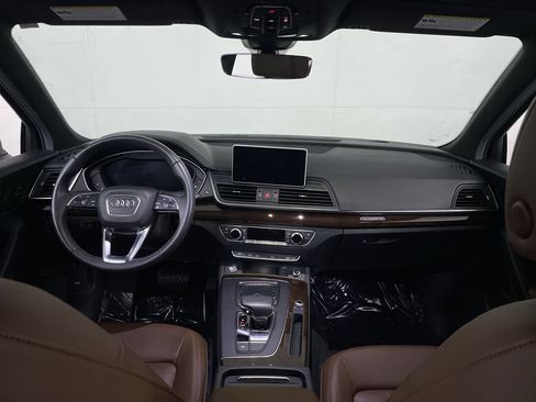 Used 2019 Audi Q5 2.0T Premium Plus w/ Premium Plus Package AWD/4WD image 29