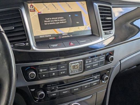 Used 2015 Hyundai Equus Signature image 13