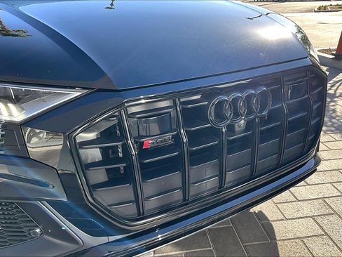 Used 2023 Audi SQ8 Premium Plus AWD/4WD image 29