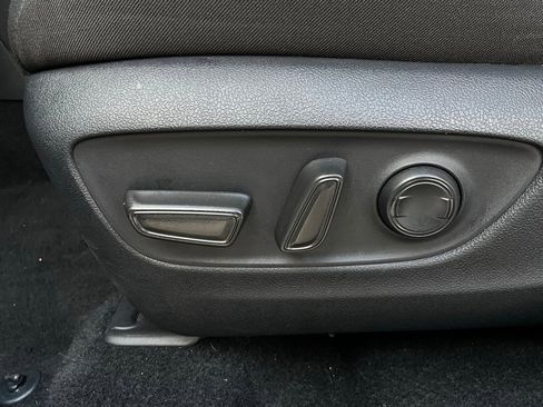 Used 2025 Toyota RAV4 XLE image 11