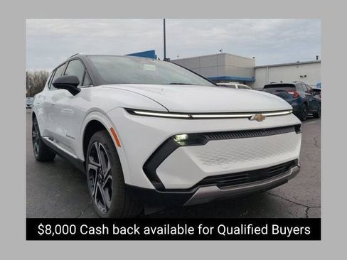 Used 2025 Chevrolet Equinox EV LT w/ Convenience Package II image 1