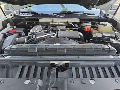 Used 2020 Chevrolet Silverado 2500 High Country image 37