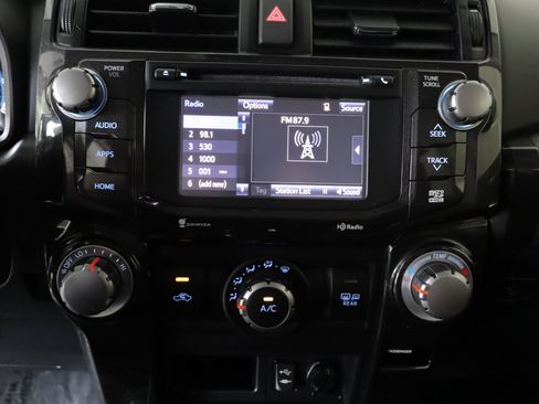 Used 2015 Toyota 4Runner TRD Pro AWD/4WD image 14