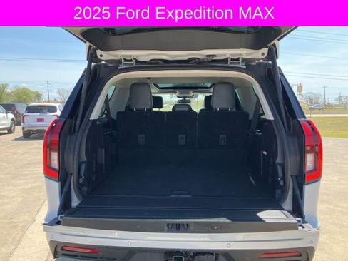 Used 2025 Ford Expedition Max Active image 19