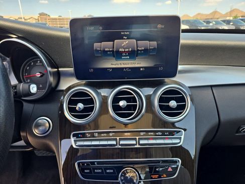 Used 2018 Mercedes-Benz C 300 Sedan image 27