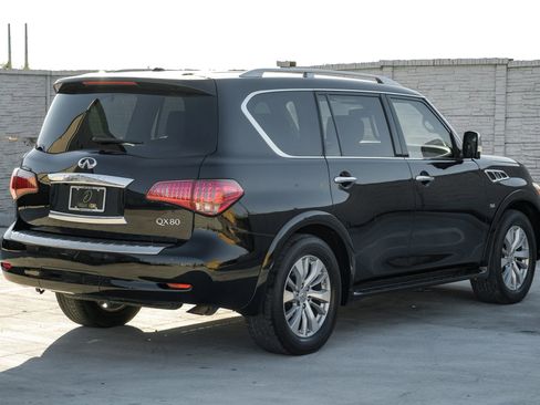 Used 2016 INFINITI QX80 4WD w/ Deluxe Technology Package image 8