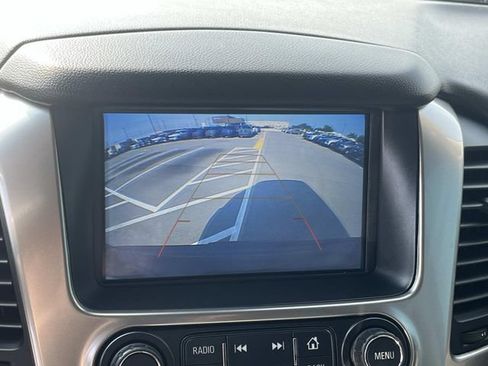 Used 2019 Chevrolet Suburban LT AWD/4WD image 35