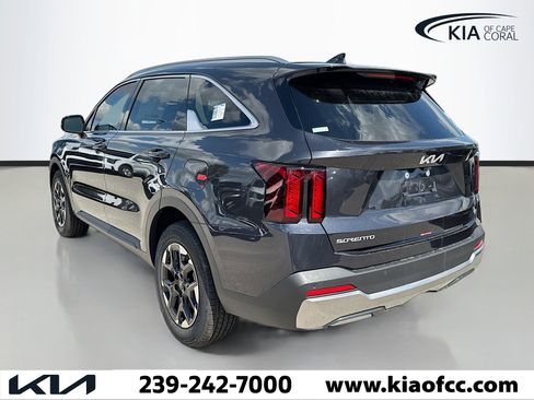 New 2026 Kia Sorento S w/ S Panoramic Sunroof Package image 3