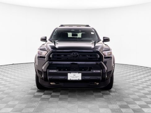 Used 2025 Toyota 4Runner SR5 AWD/4WD image 8