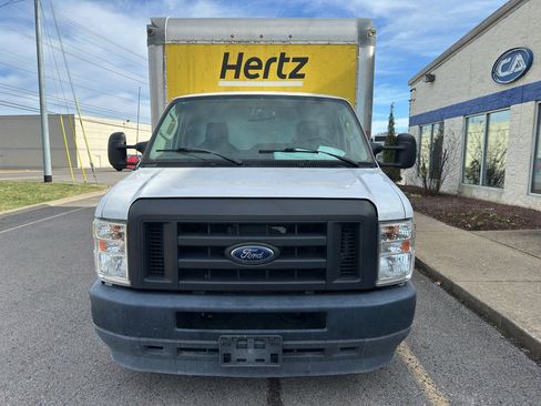 Used 2022 Ford E-350 and Econoline 350 Super Duty w/ Power Windows & Locks Group image 9