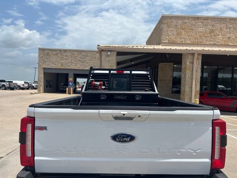 Used 2024 Ford F350 Lariat w/ Lariat Ultimate Package AWD/4WD image 6