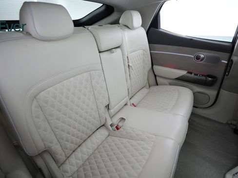 Used 2023 Genesis GV60 Performance AWD/4WD image 5