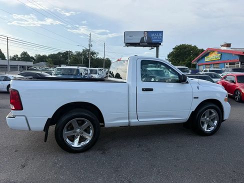 Used 2012 RAM 1500 Express RWD image 4