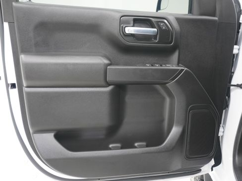Used 2021 Chevrolet Silverado 1500 Custom Trail Boss w/ Safety Confidence Package AWD/4WD image 15