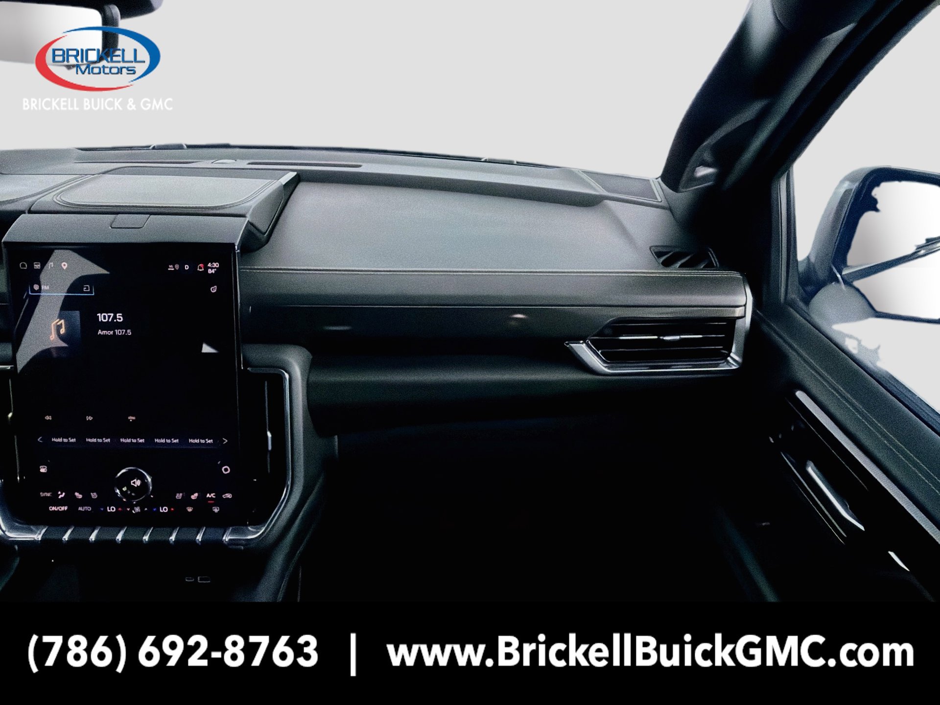 Used 2026 GMC Yukon Elevation w/ Elevation Premium Package RWD image 21