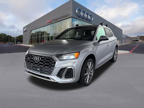 Used 2025 Audi SQ5 Premium Plus w/ Premium Plus Package image 1