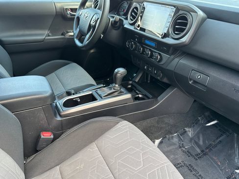 Certified 2023 Toyota Tacoma TRD Off-Road image 20