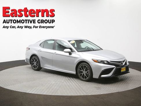 Used 2024 Toyota Camry SE image 48