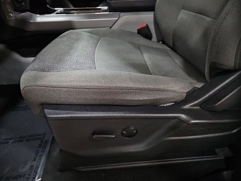 Used 2024 Ford F150 XLT w/ Mobile Office Package image 18