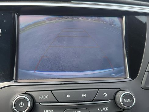 Used 2019 Buick Envision Essence image 16