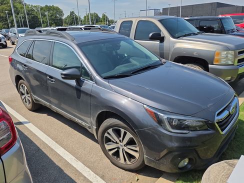Used 2019 Subaru Outback 2.5i Limited w/ Popular Package #2 AWD/4WD image 2