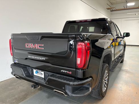 Used 2020 GMC Sierra 1500 AT4 w/ Off Road Performance Package AWD/4WD image 8