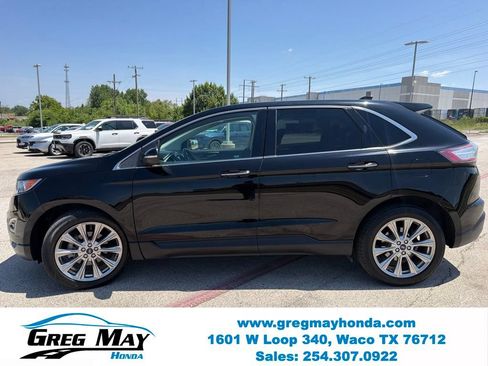Used 2018 Ford Edge Titanium w/ Equipment Group 301A FWD image 7