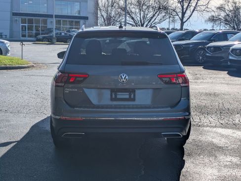 Used 2021 Volkswagen Tiguan SE image 6