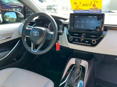 Used 2022 Toyota Corolla SE image 51