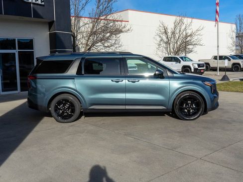 New 2026 Kia Carnival SX image 8