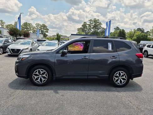Used 2021 Subaru Forester Premium AWD/4WD image 6