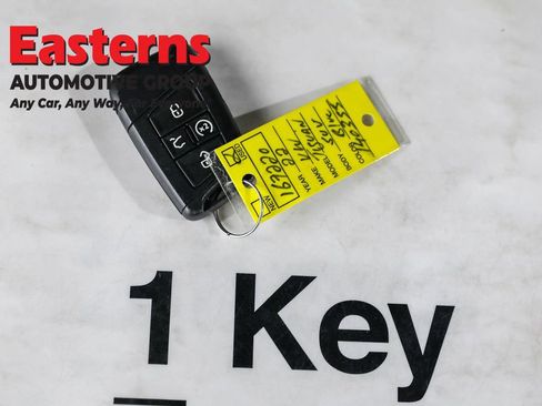 Used 2022 Volkswagen Tiguan SE image 23