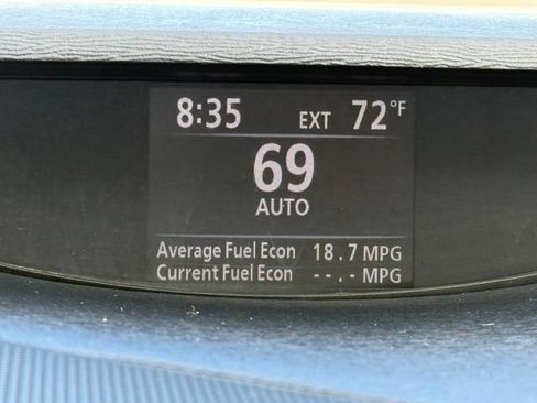 Used 2011 Toyota Venza AWD w/ Comfort Pkg image 21