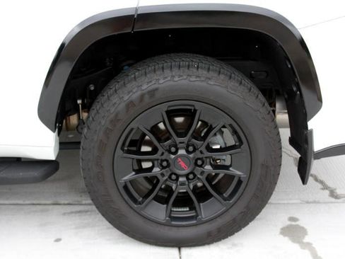 Used 2024 Toyota Sequoia Platinum w/ TRD Off-Road Package image 27