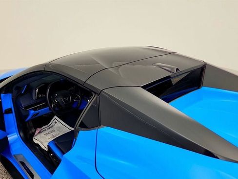 Used 2023 Chevrolet Corvette Stingray Premium Conv w/ Z51 Performance Package RWD image 10