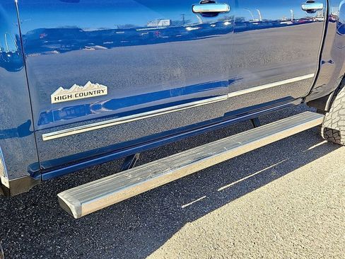 Used 2018 Chevrolet Silverado 1500 High Country image 6