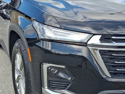 Used 2023 Chevrolet Traverse LT AWD/4WD image 9