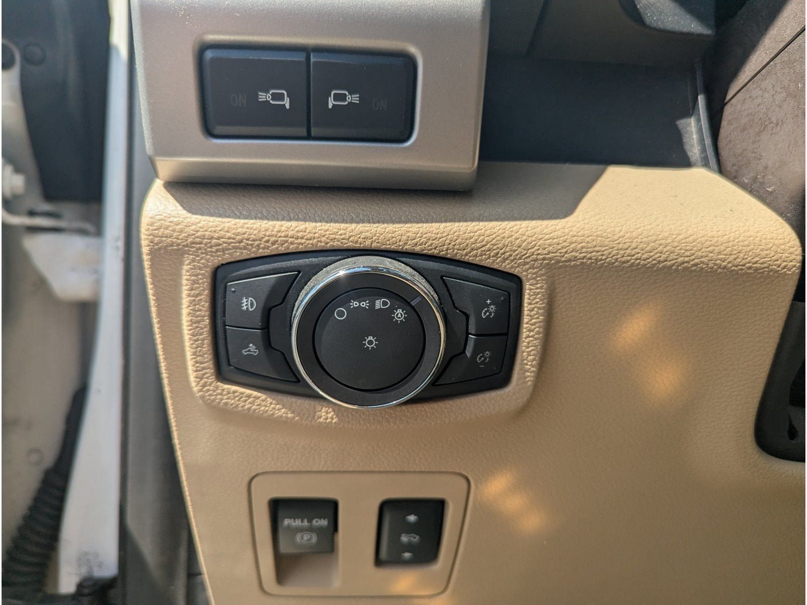 Used 2018 Ford F150 Lariat RWD image 15