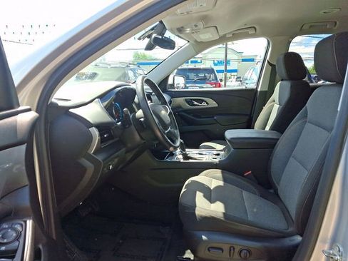 Used 2018 Chevrolet Traverse LT FWD image 13