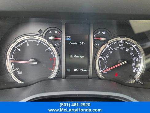 Used 2022 Toyota 4Runner TRD Off-Road AWD/4WD image 28