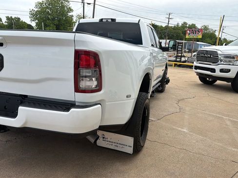 Used 2023 RAM 3500 Lone Star w/ Night Edition RWD image 3