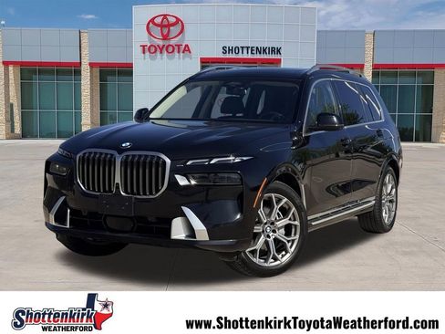 Used 2023 BMW X7 xDrive40i AWD/4WD image 1